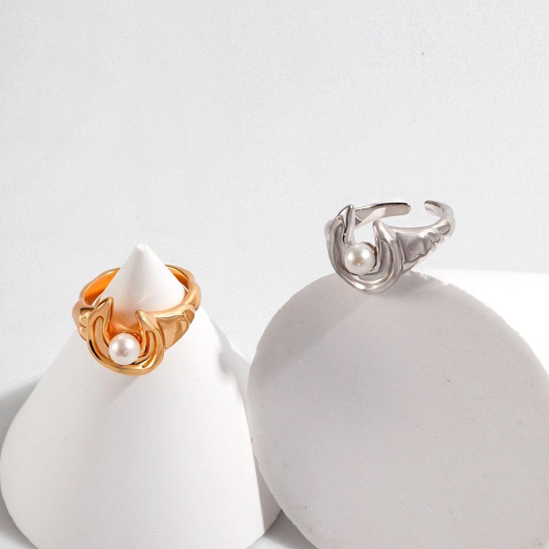 Buy now the beautiful Moon and Star Earrings and Ring set from Amore Jewellery