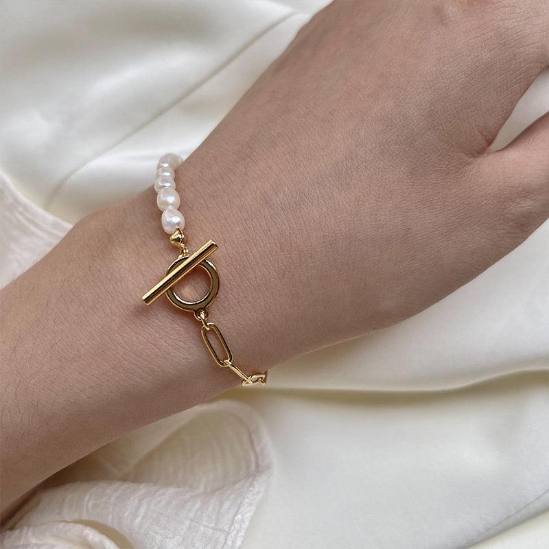 Buy now the beautiful Pearl Chainlink Bracelet from Amore Jewellery