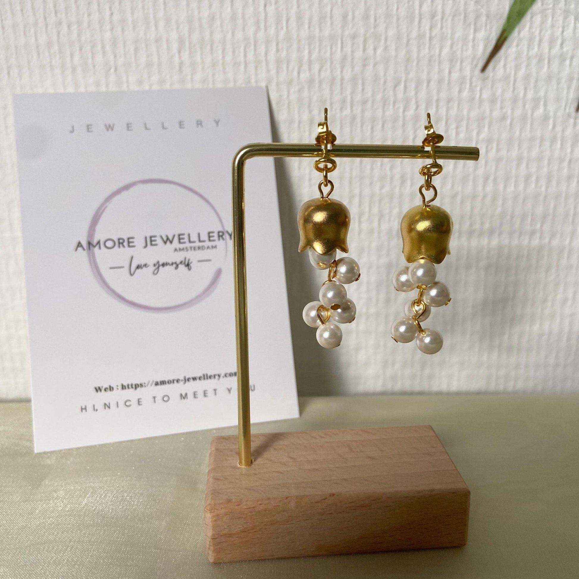 Buy now the beautiful Pearl Drops Earrings from Amore Jewellery